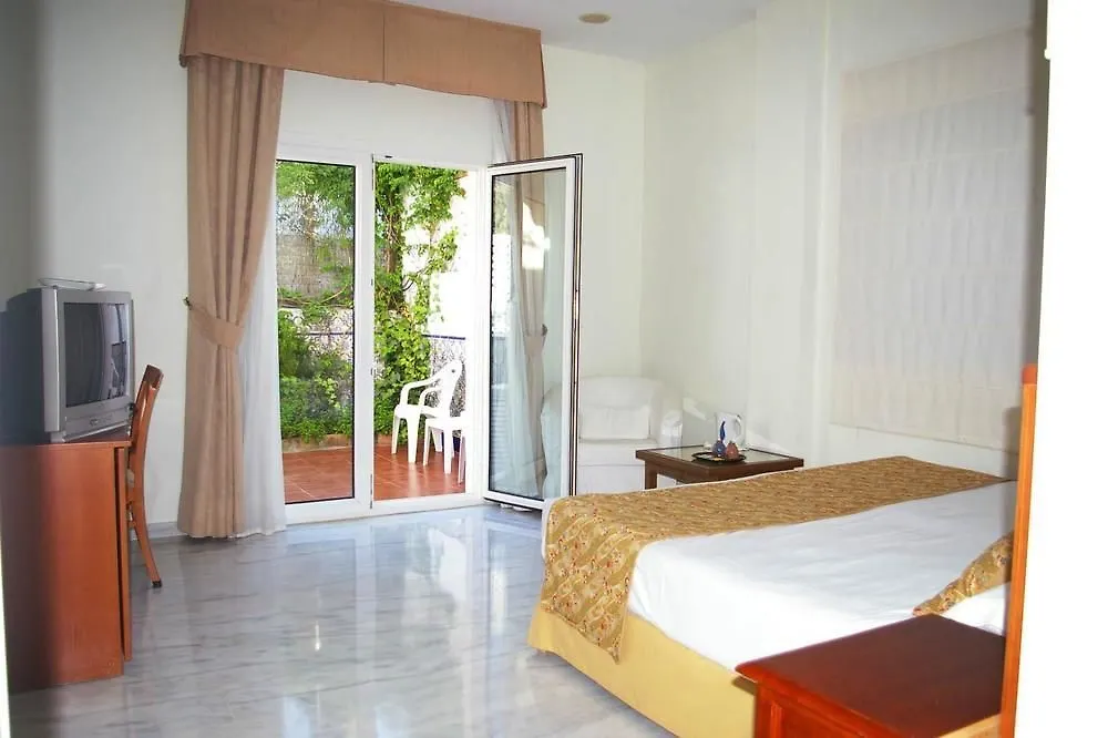 La Luna Blanca Torremolinos Hotel