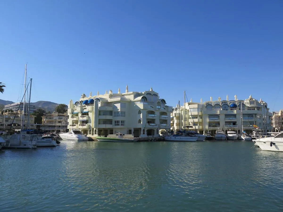 La Luna Blanca Torremolinos 2*,